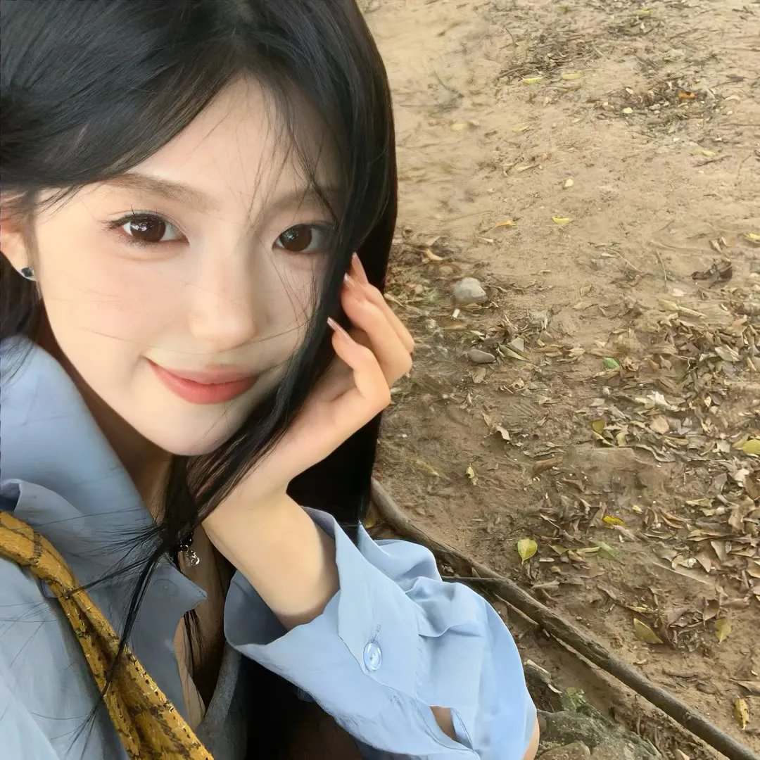 果儿满山红 海报